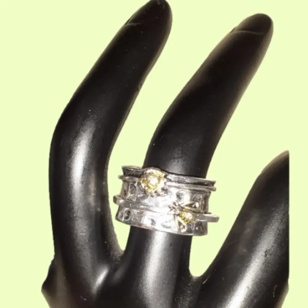 Spinner Ring! (May decrease NAIL BITING!) Sz 7, 8 & 10½ - Picture 5 of 6